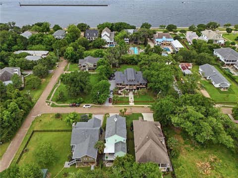 Photo of 1711 CLAIBORNE Street, Mandeville, LA 70448 (MLS # 2561921)