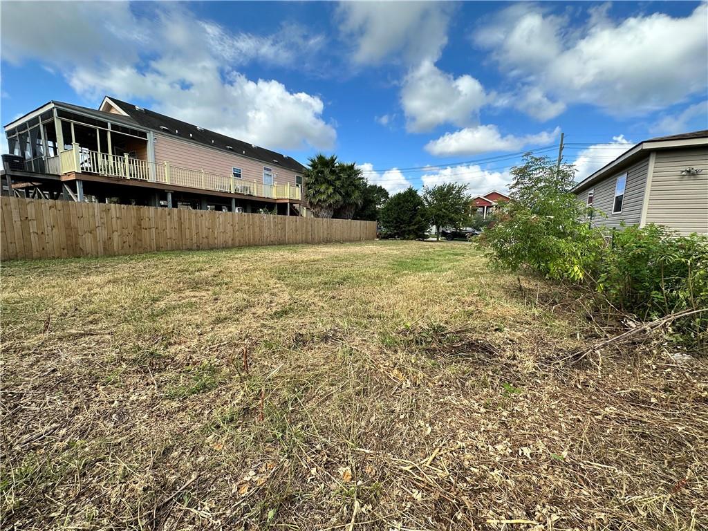 6017 WARRINGTON Drive