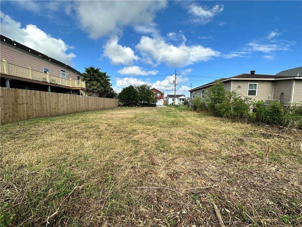 6017 WARRINGTON Drive