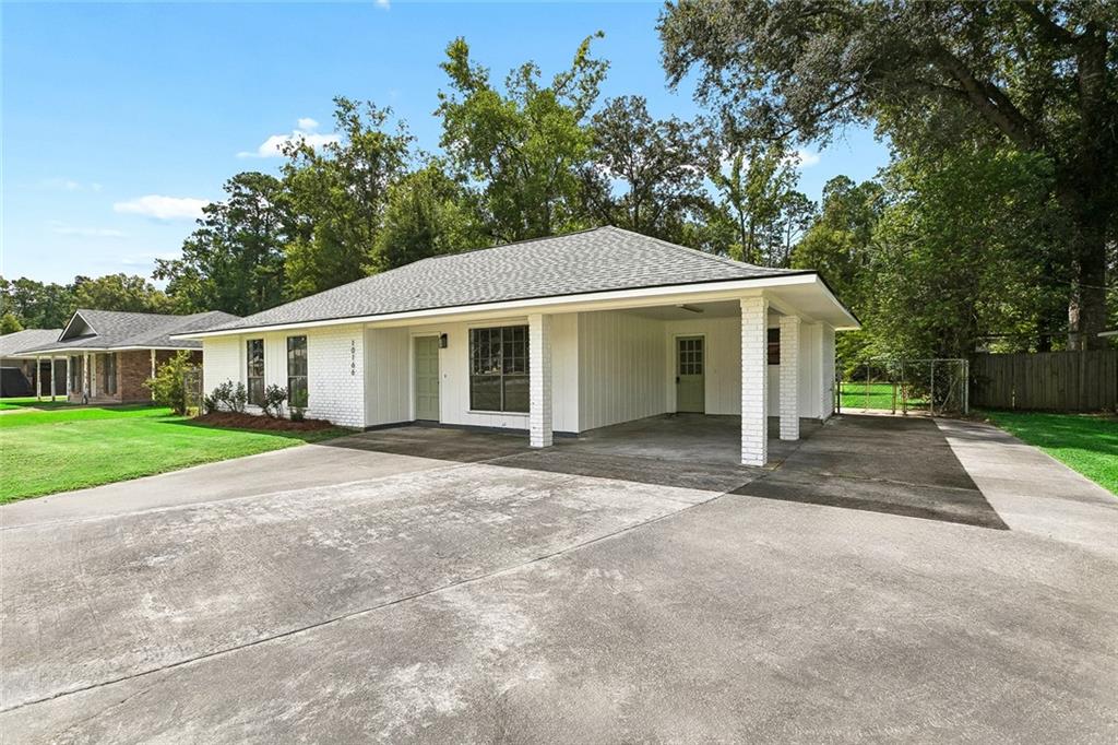 10166 AMELIA Lane