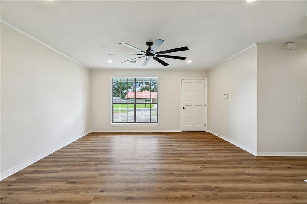 10166 AMELIA Lane