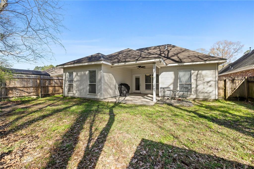 Ponchatoula, Louisiana 70454, United States, 3 Bedrooms Bedrooms, ,2 BathroomsBathrooms,Residential,Pending,63299