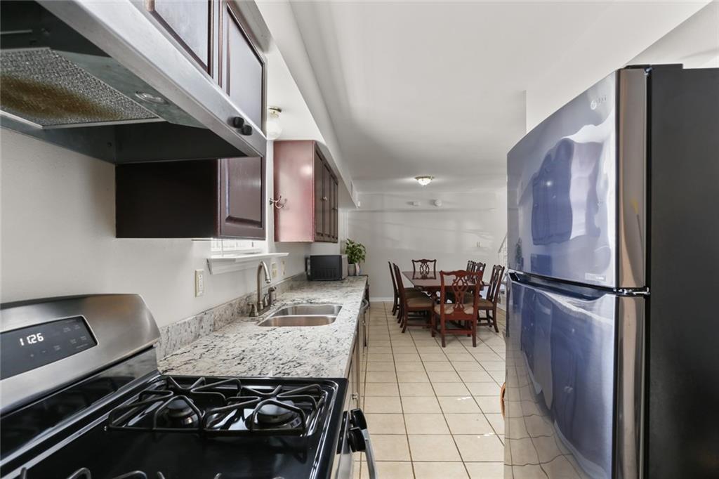 New Orleans, Louisiana 70124, United States, 4 Bedrooms Bedrooms, ,3 BathroomsBathrooms,Residential,Active,64014