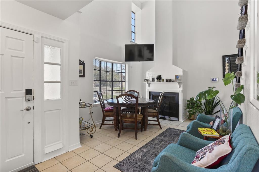 New Orleans, Louisiana 70124, United States, 4 Bedrooms Bedrooms, ,3 BathroomsBathrooms,Residential,Active,64014