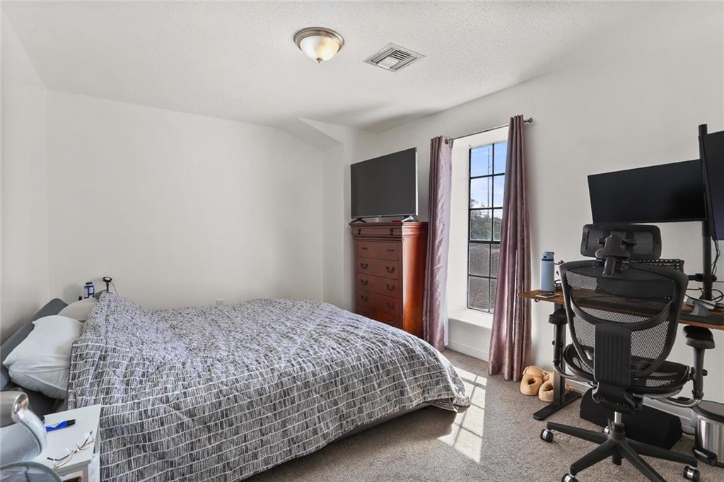 New Orleans, Louisiana 70124, United States, 4 Bedrooms Bedrooms, ,3 BathroomsBathrooms,Residential,Active,64014