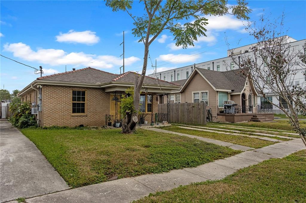 4205 ST ANTHONY Street