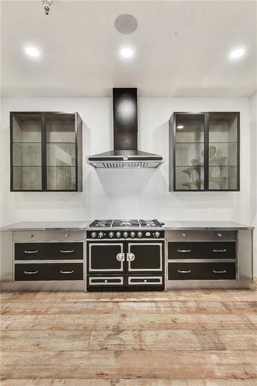 New Orleans, Louisiana 70130, United States, 1 Bedroom Bedrooms, ,2 BathroomsBathrooms,Residential,Active,73855