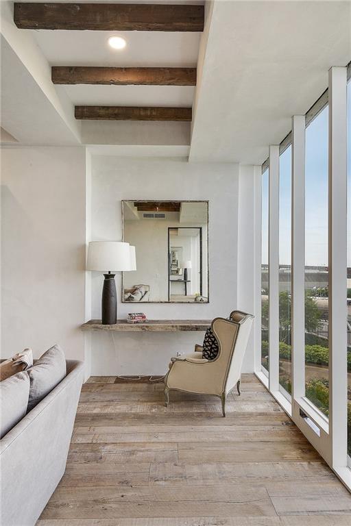 New Orleans, Louisiana 70130, United States, 1 Bedroom Bedrooms, ,2 BathroomsBathrooms,Residential,Active,73855