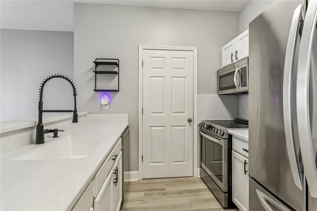 507 SPARTAN Drive 4102