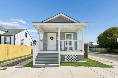 Photo of 1601 MANDEVILLE Street, New Orleans, LA 70117 (MLS # 2545722)