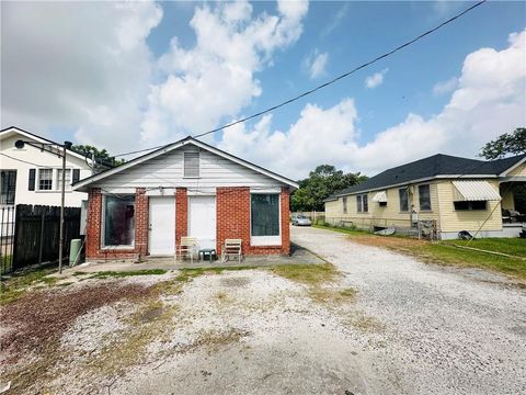 726 LABARRE Road Jefferson LA 70121