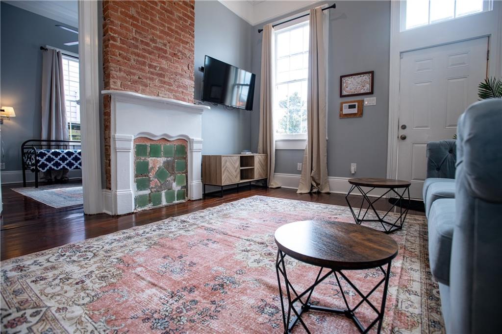 1529 SAINT PHILIP Street