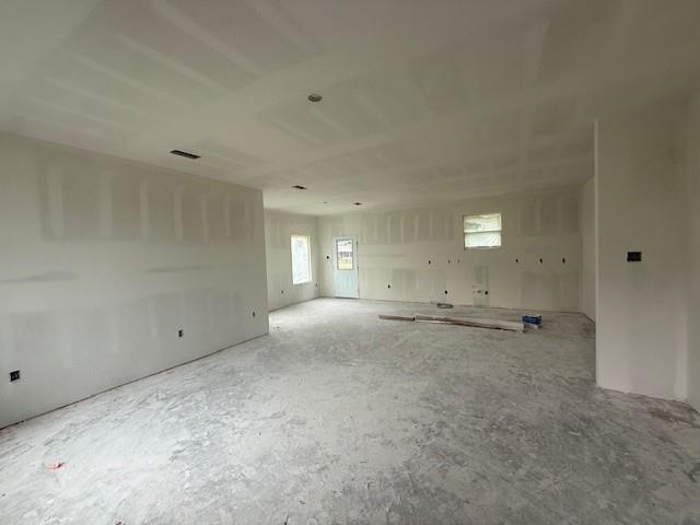 531 NEL Court