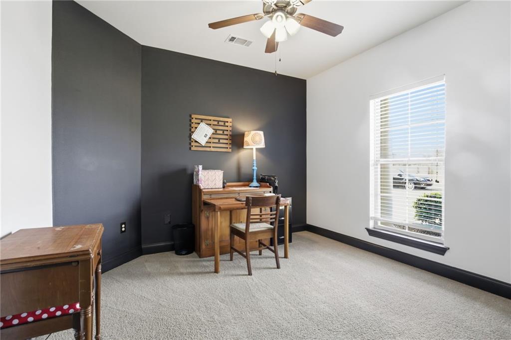 13220 E COLES CREEK Loop