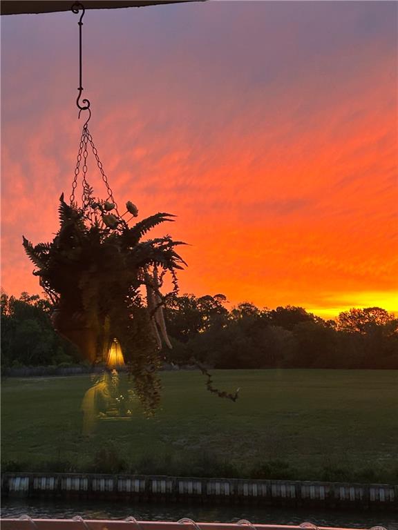 Mandeville, Louisiana 70448, United States, 3 Bedrooms Bedrooms, ,3 BathroomsBathrooms,Residential,Active,183039