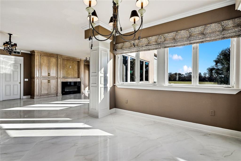 Mandeville, Louisiana 70448, United States, 3 Bedrooms Bedrooms, ,3 BathroomsBathrooms,Residential,Active,183039