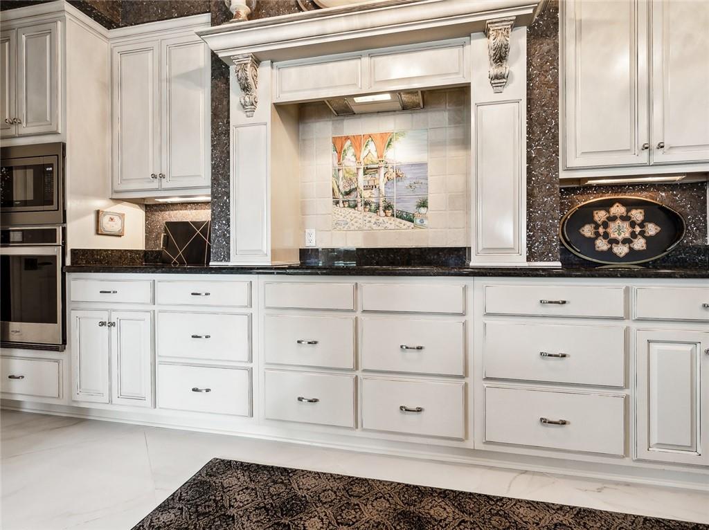 Mandeville, Louisiana 70448, United States, 3 Bedrooms Bedrooms, ,3 BathroomsBathrooms,Residential,Active,183039