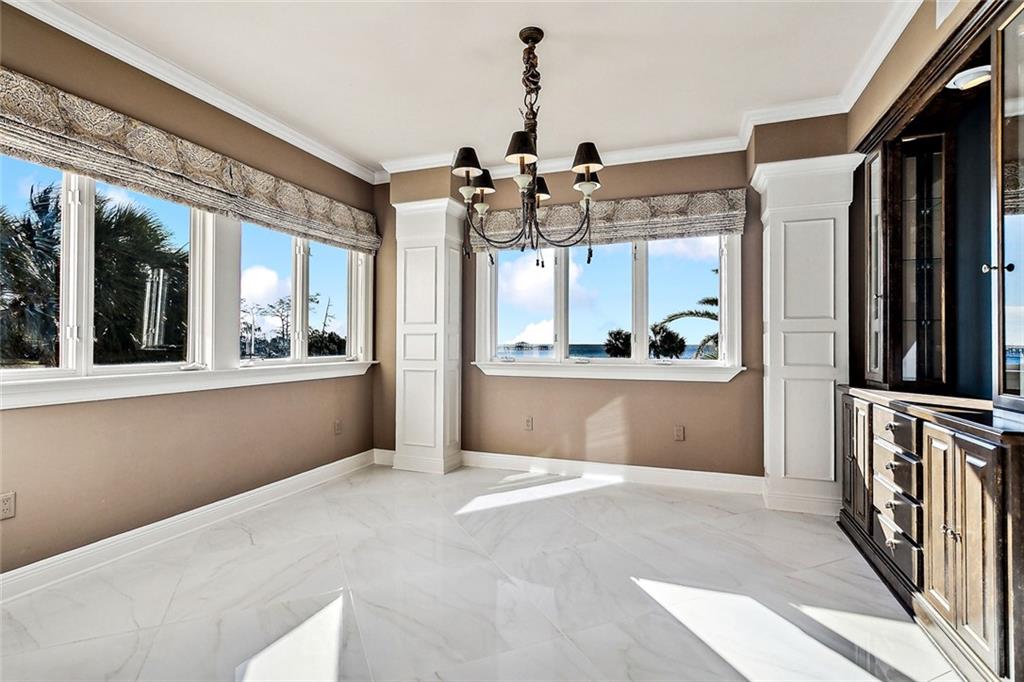 Mandeville, Louisiana 70448, United States, 3 Bedrooms Bedrooms, ,3 BathroomsBathrooms,Residential,Active,183039