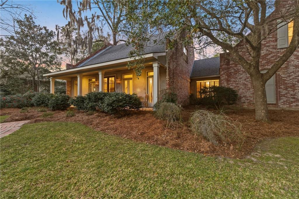 52 MAGNOLIA RIDGE Drive