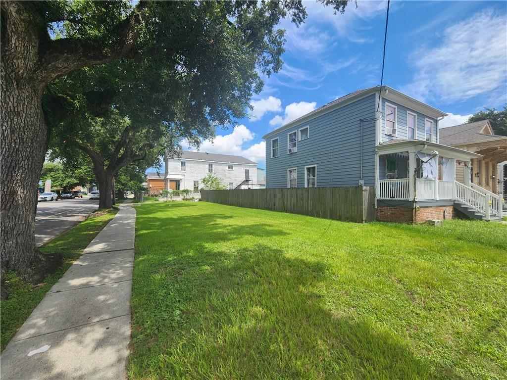 2139 S LIBERTY Street