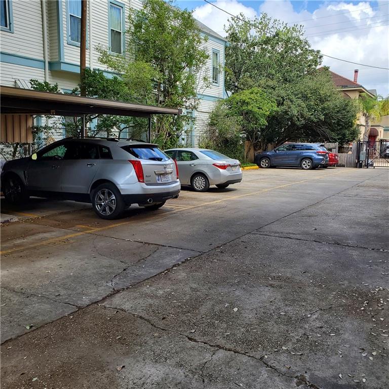 4007 ST, CHARLES AV. Avenue 119