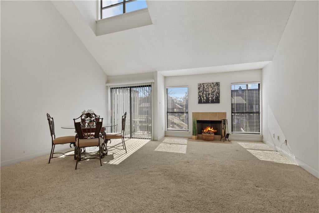 77 W CHAMALE COVE Drive 77