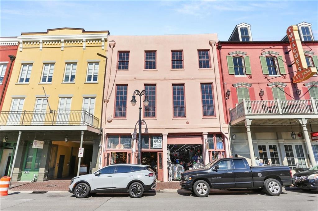425 DECATUR Street