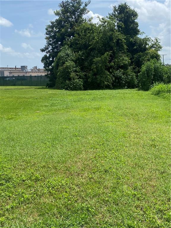 Photo 1 of 5 — 958 O'CONNOR Street, Gretna, LA 70053