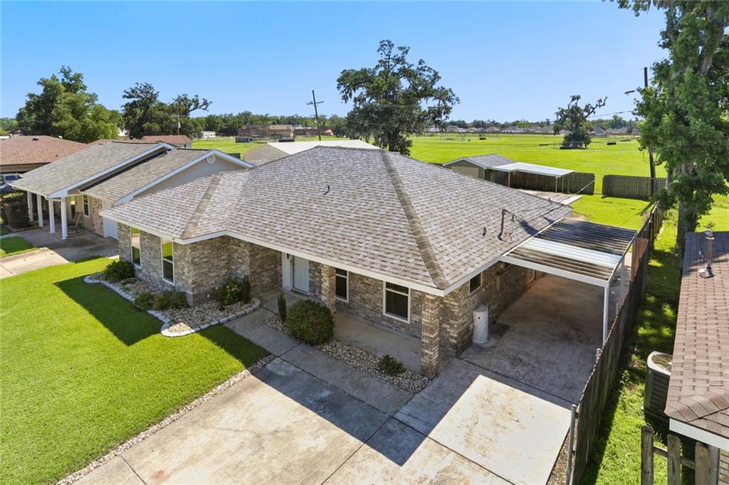 337 LAKEWOOD Drive
