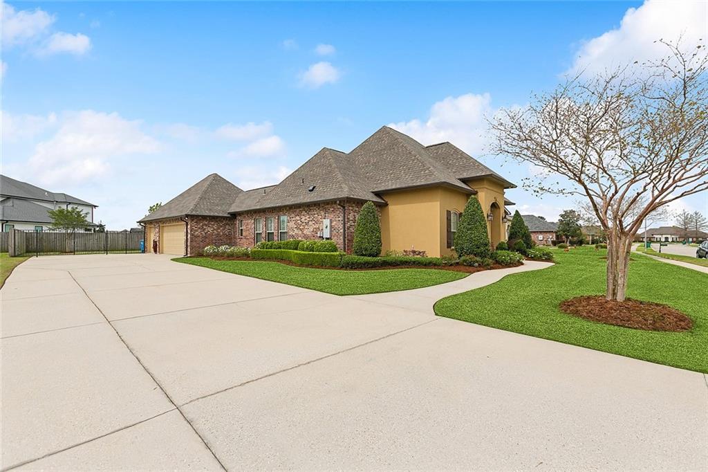 212 LAC CYPRIERE Drive