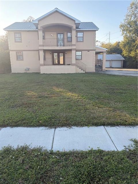 4940 EASTVIEW Drive New Orleans LA 70126