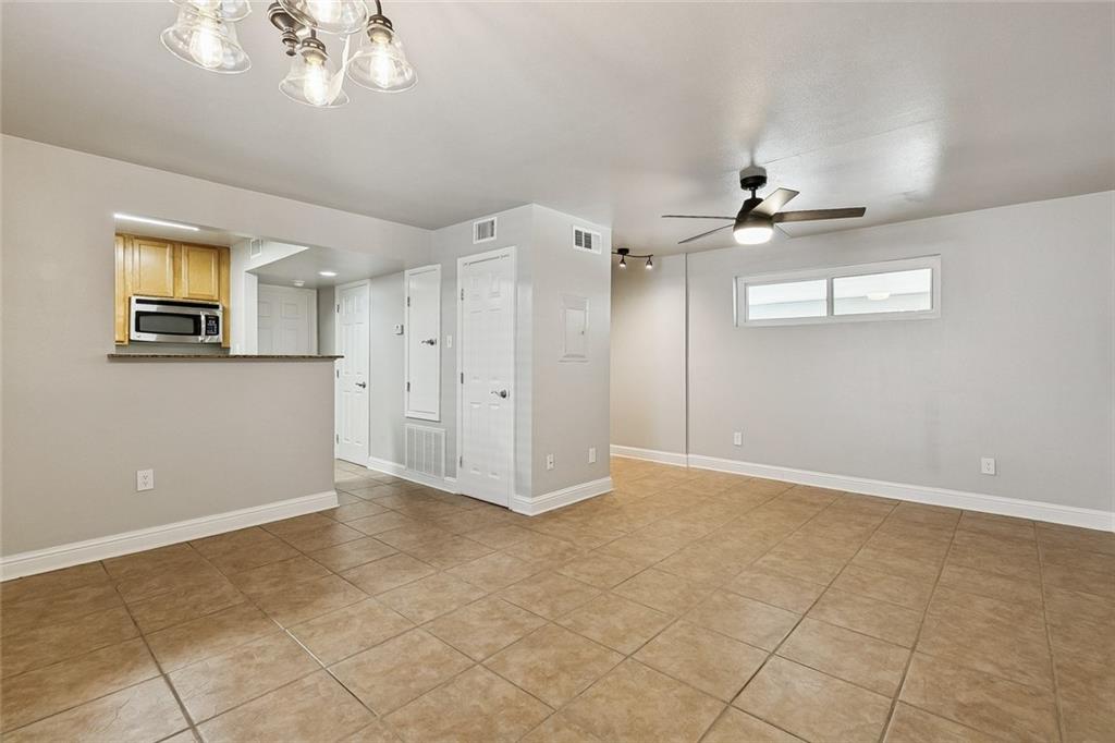 318 LAKE MARINA Drive 115