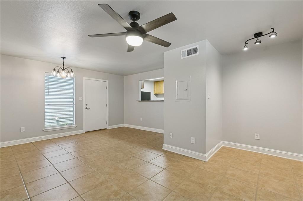 318 LAKE MARINA Drive 115