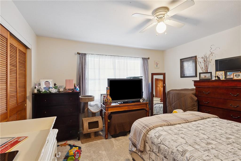 Metairie, Louisiana 70006, United States, 16 Bedrooms Bedrooms, ,12 BathroomsBathrooms,Residential,Pending,69823