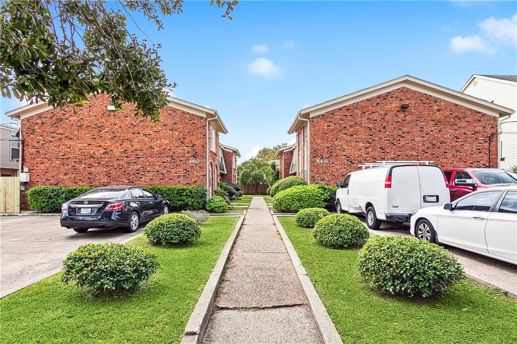 Metairie, Louisiana 70006, United States, 16 Bedrooms Bedrooms, ,12 BathroomsBathrooms,Residential,Pending,69823