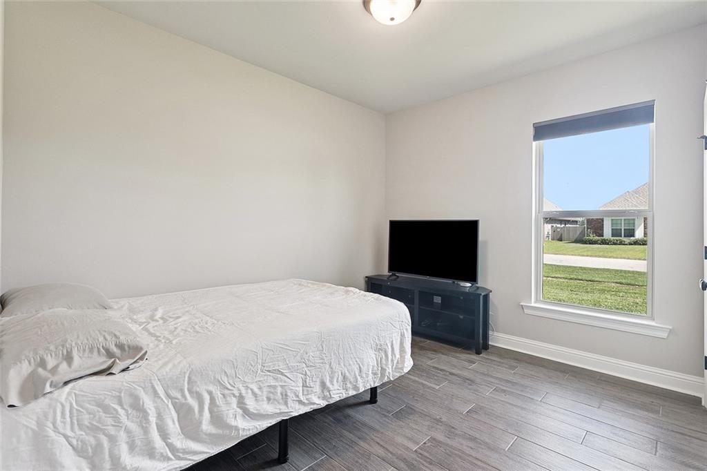 Covington, Louisiana 70435, United States, 4 Bedrooms Bedrooms, ,3 BathroomsBathrooms,Residential,Active,194678