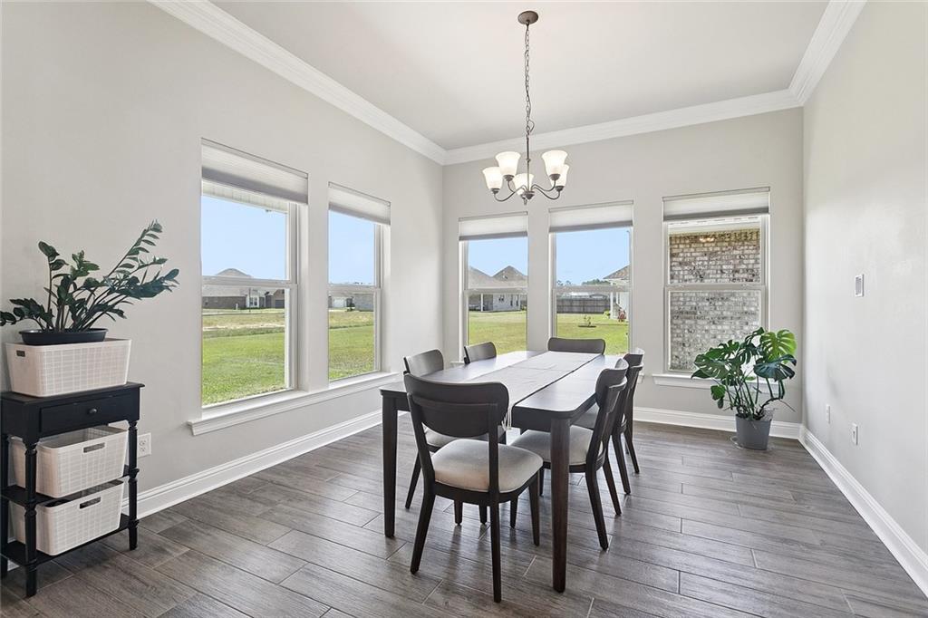 Covington, Louisiana 70435, United States, 4 Bedrooms Bedrooms, ,3 BathroomsBathrooms,Residential,Active,194678