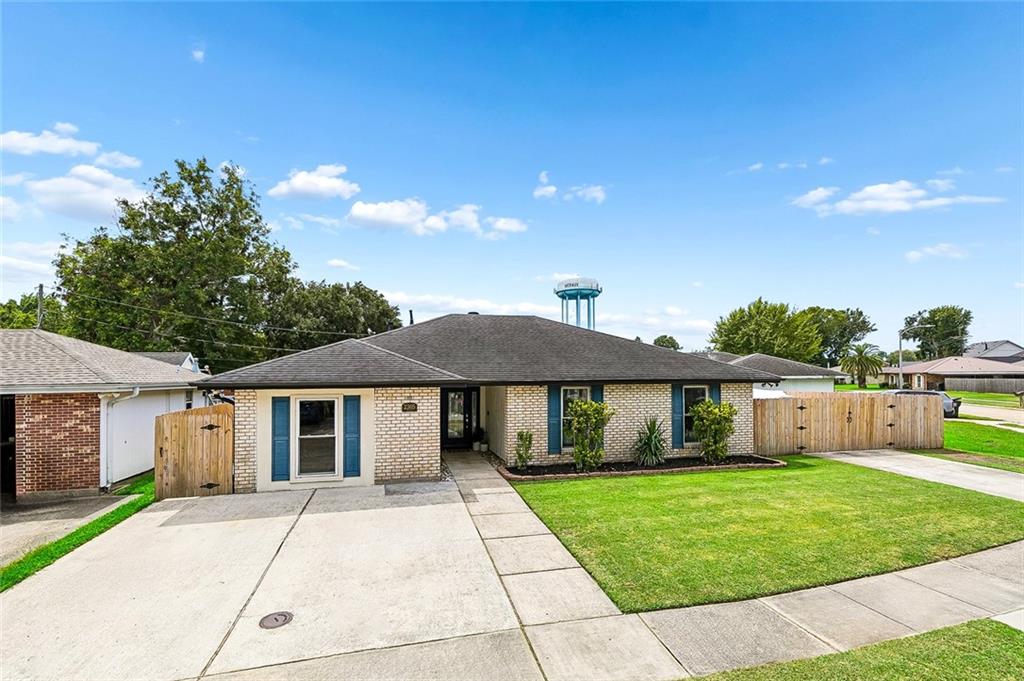 2305 CYPRESS Drive