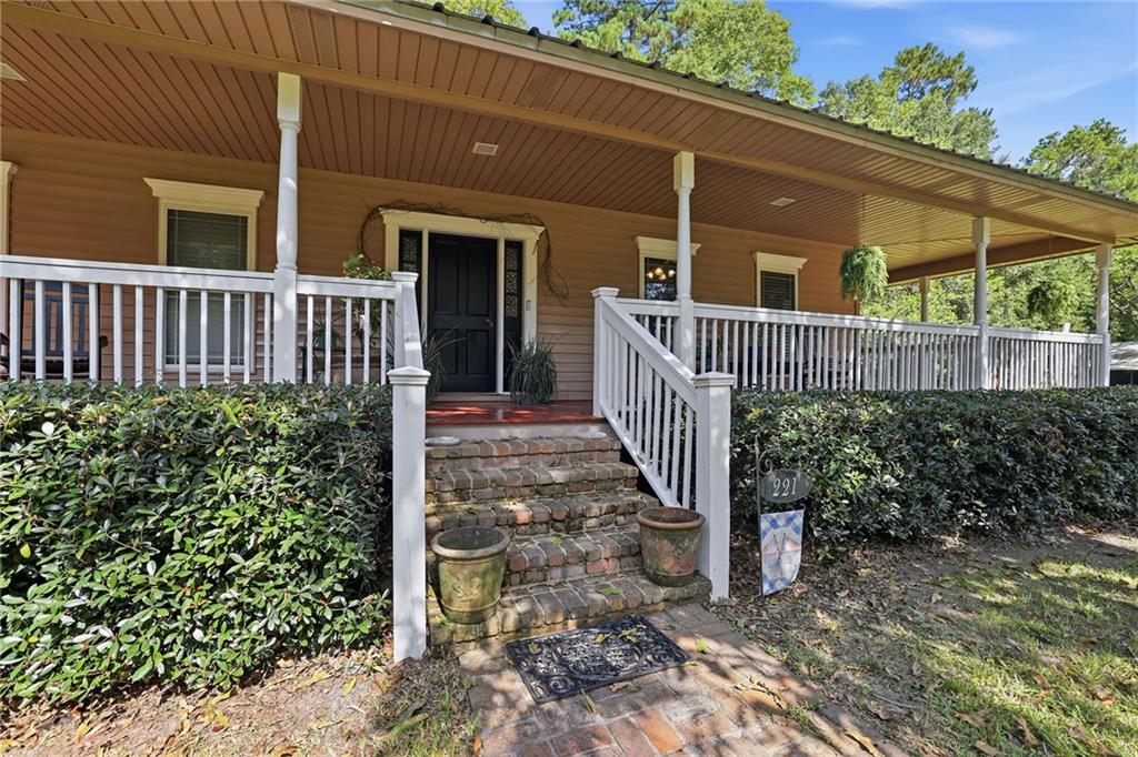 221 WELCH Drive