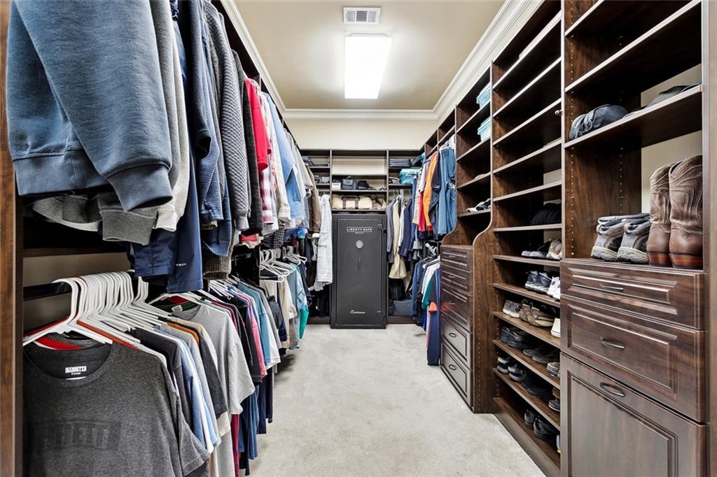 Mandeville, Louisiana 70471, United States, 5 Bedrooms Bedrooms, ,6 BathroomsBathrooms,Residential,Active,102734