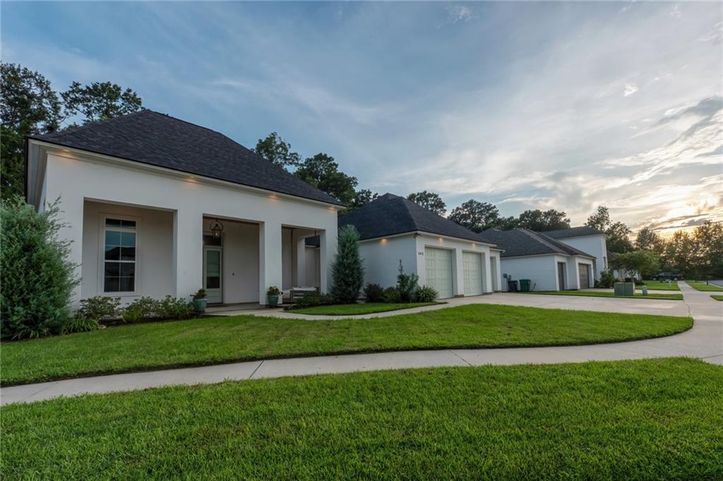 202 LONG OAK Lane