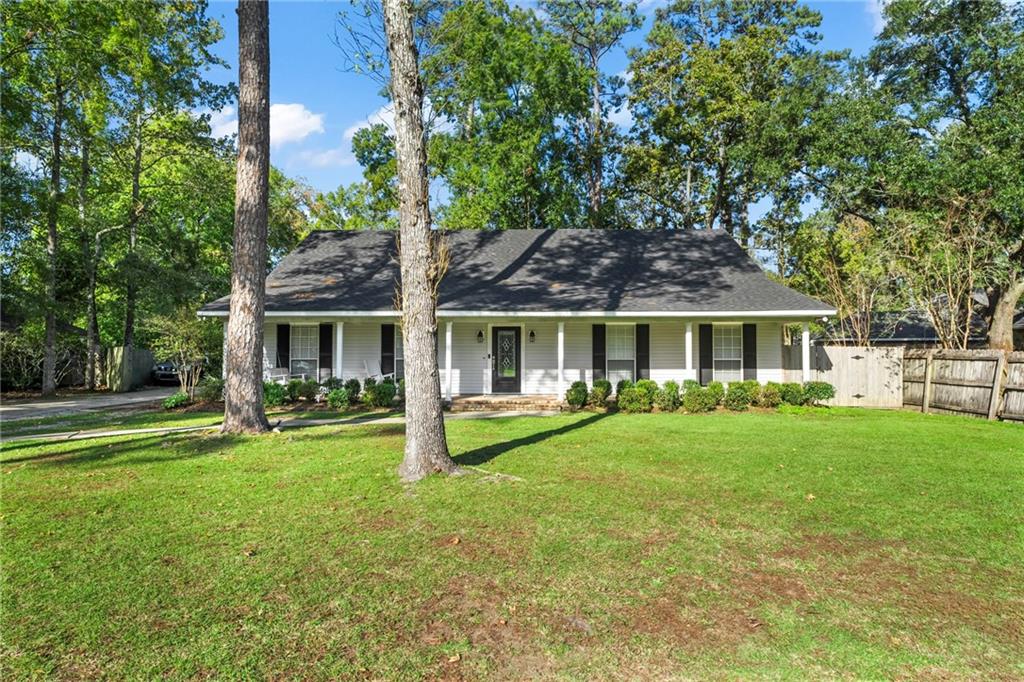 345 BEAU RIVAGE Drive