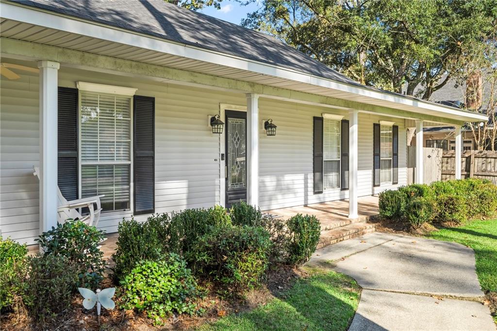 345 BEAU RIVAGE Drive