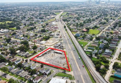 9415 AIRLINE Highway New Orleans LA 70118