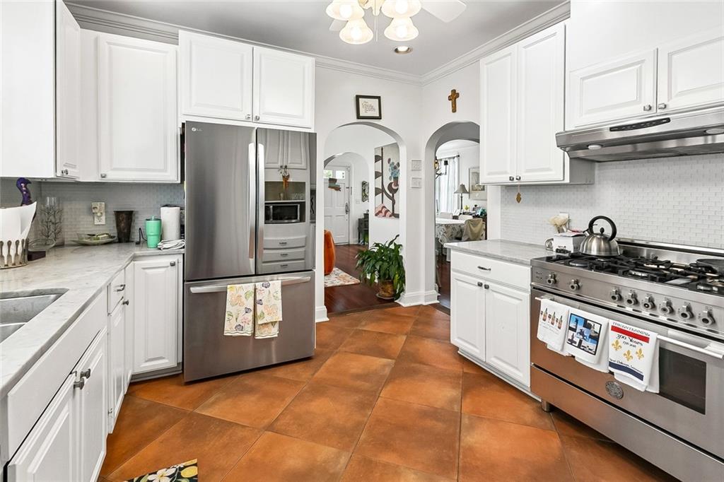 3308 NASHVILLE Avenue