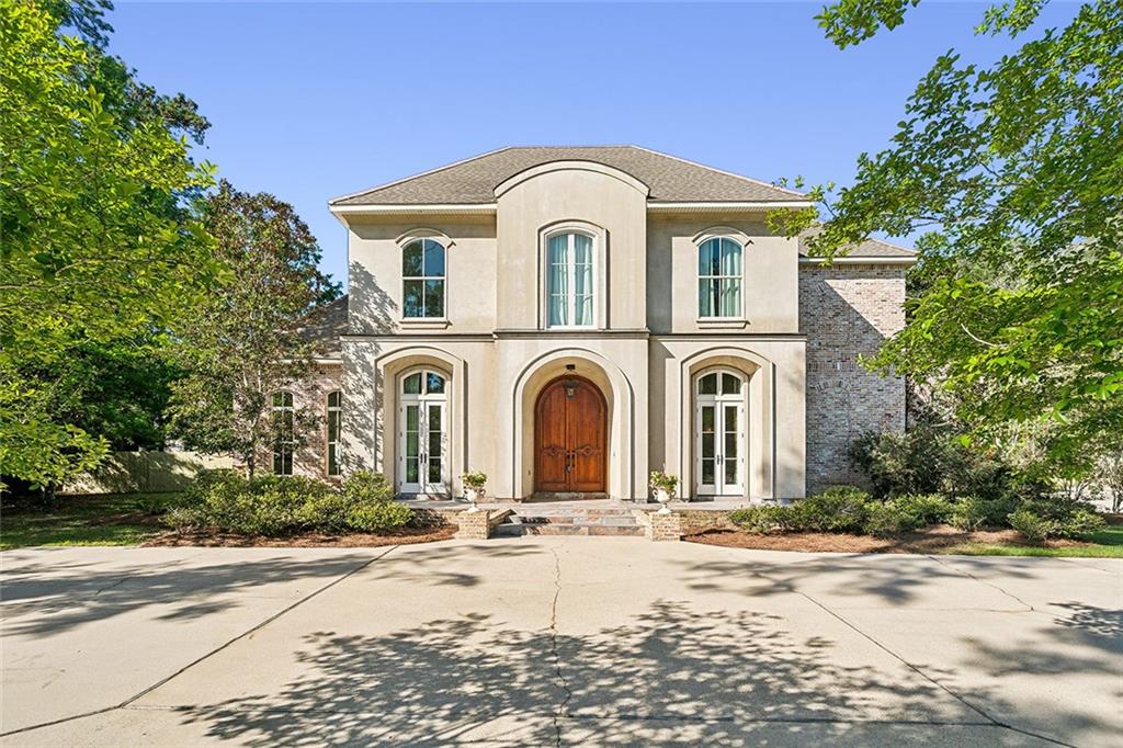 519 CHINQUAPIN CIRCLE
