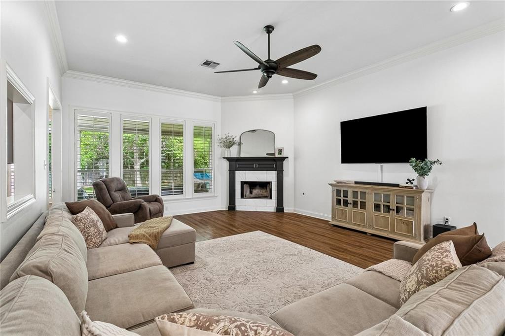 2653 BLUFF Court