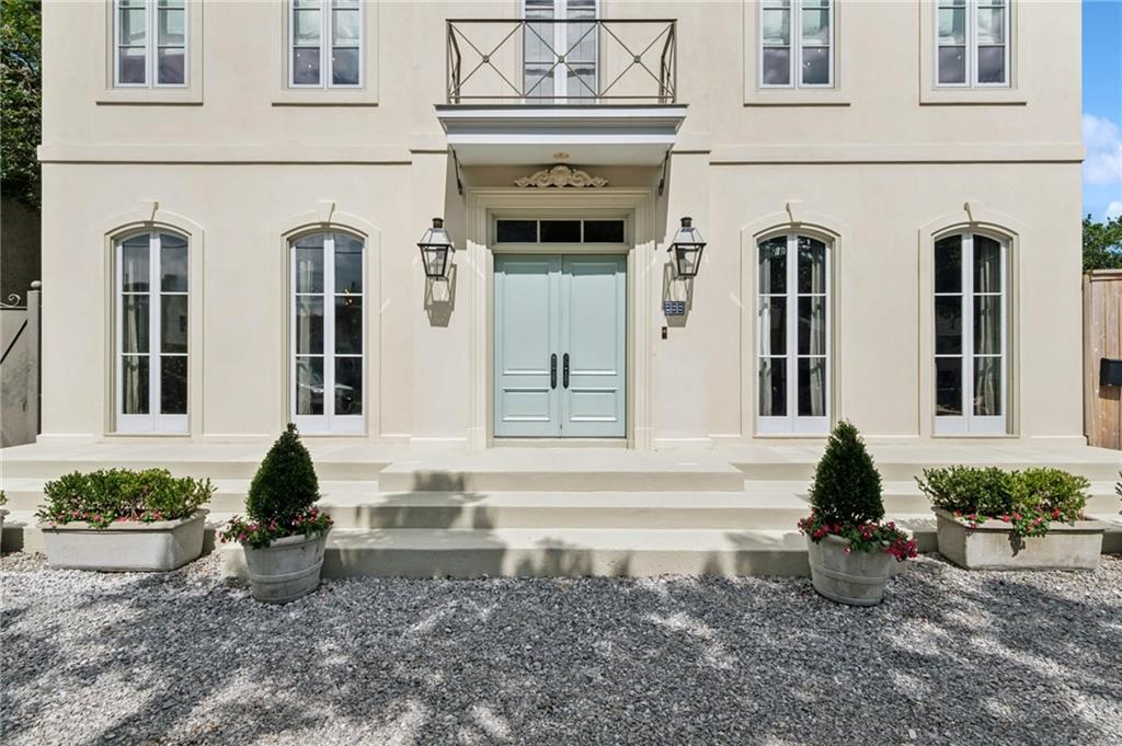 255 BROCKENBRAUGH Court