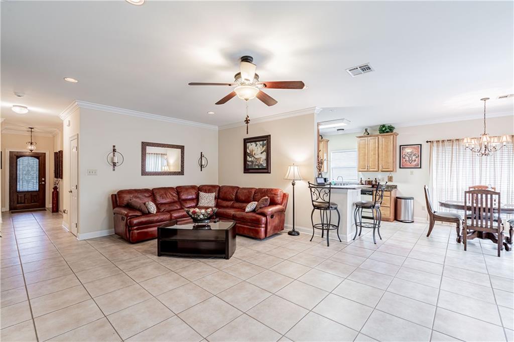 1326 PRENTISS Avenue