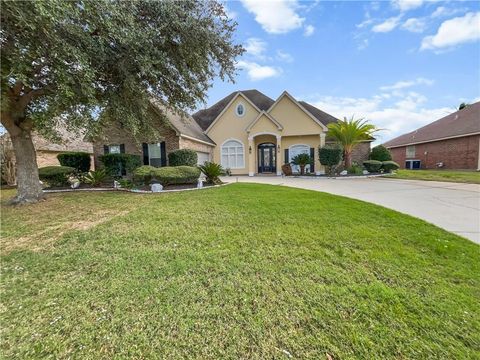 316 W HONORS POINT Court, Slidell, LA 70458 - #: 2422231